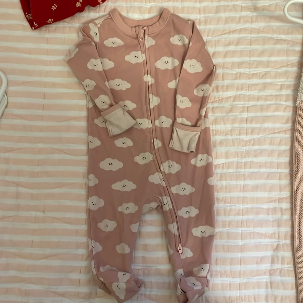 Old Navy Sleeper Footies Sleep and Play 3-6 months